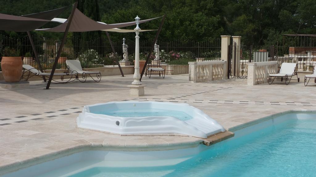 Bastide De Mazan Hotel Riez Exterior foto